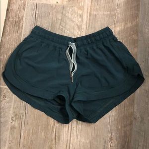 Lululemon Make a Move shorts